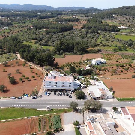 Ses Arcades Hotel Sant Joan De Labritja Bagian luar foto
